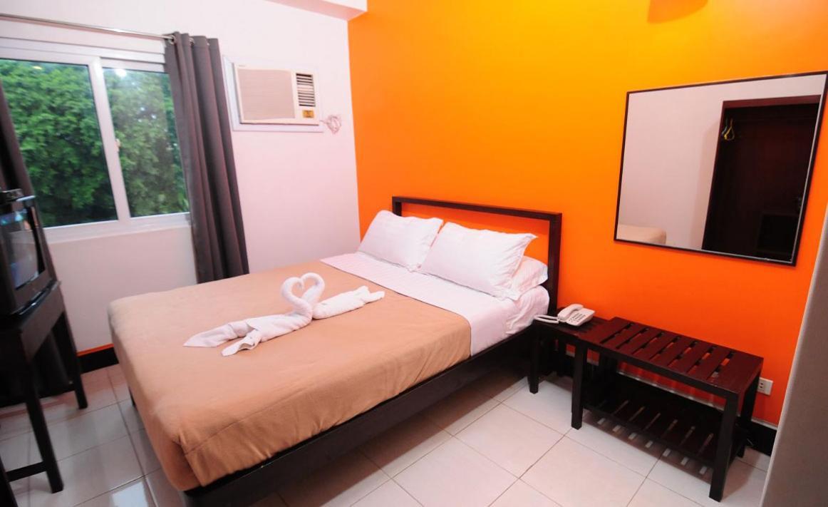 Negrense Suites Bacolod Kültér fotó