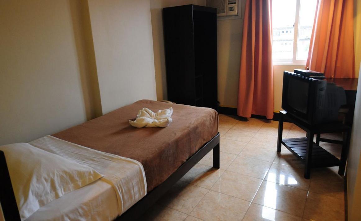 Negrense Suites Bacolod Kültér fotó