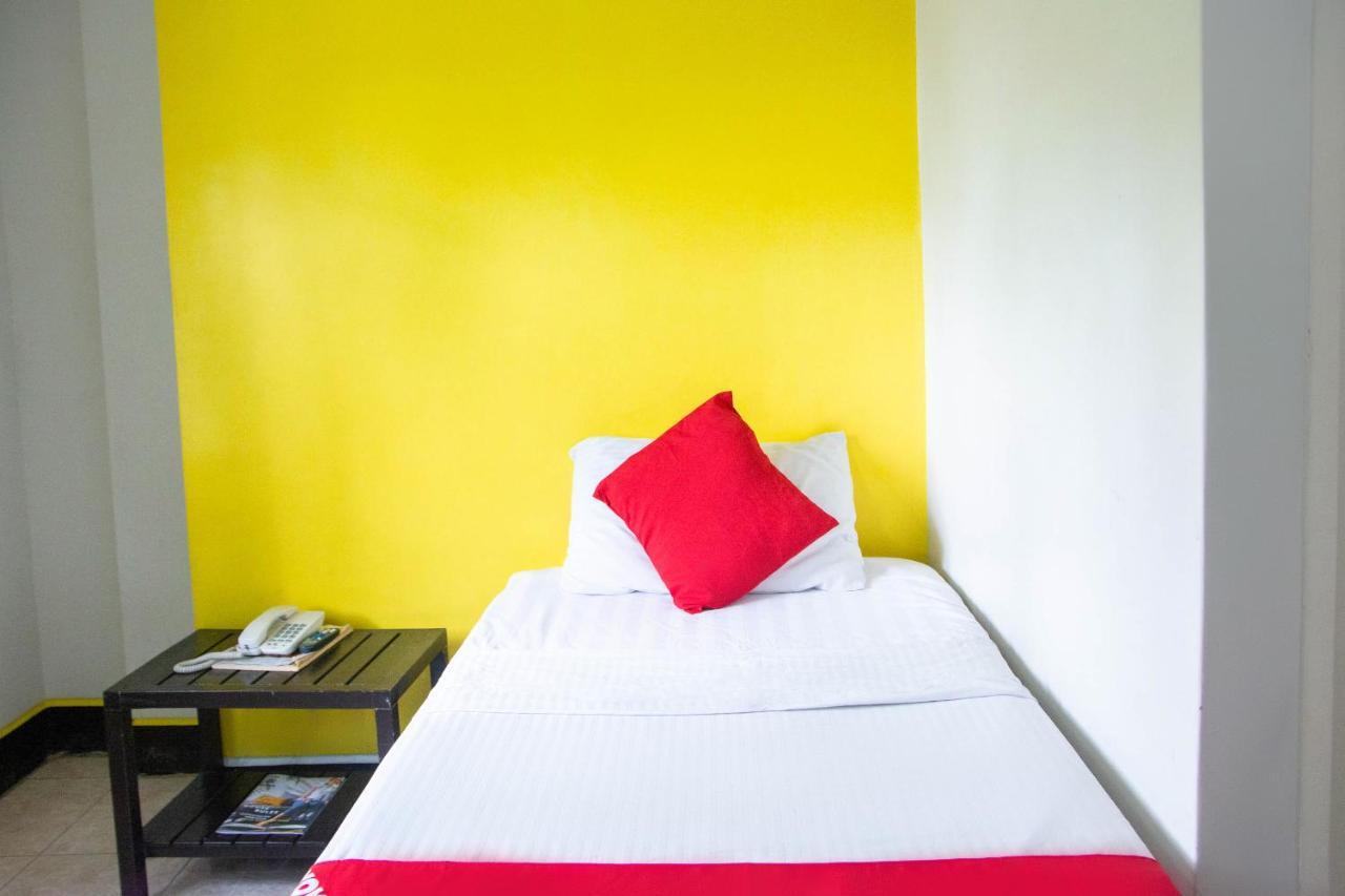 Negrense Suites Bacolod Kültér fotó